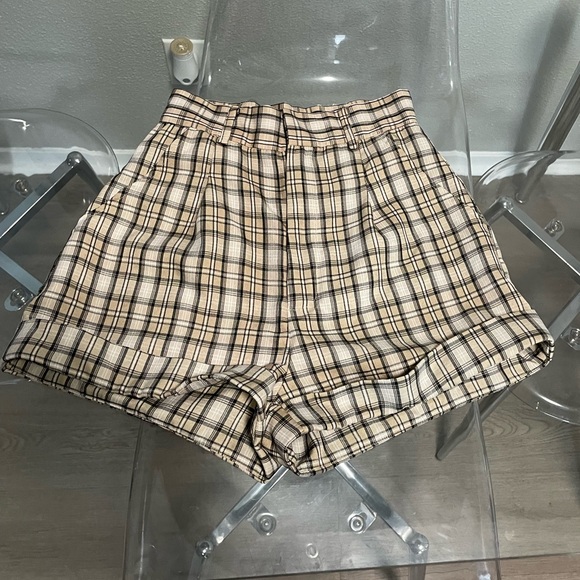 Fashion Nova Pants - Fashion Nova Tan and Black High Waist Shorts